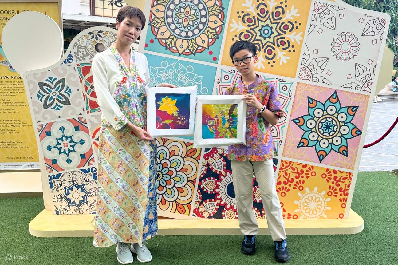 Melukis Batik